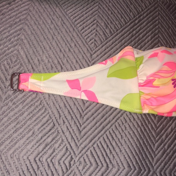 VS SWIM TOP - Picture 5 of 7